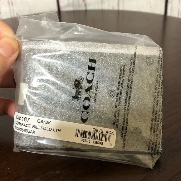 Coach Black Pebbled Leather Men's Compact Bi Fold Wallet - Picture 8 of 8